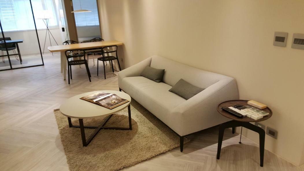 3 Bedrooms And 1 Study And 3 Bathrooms Near Taipei 101 & Mrt Exterior photo